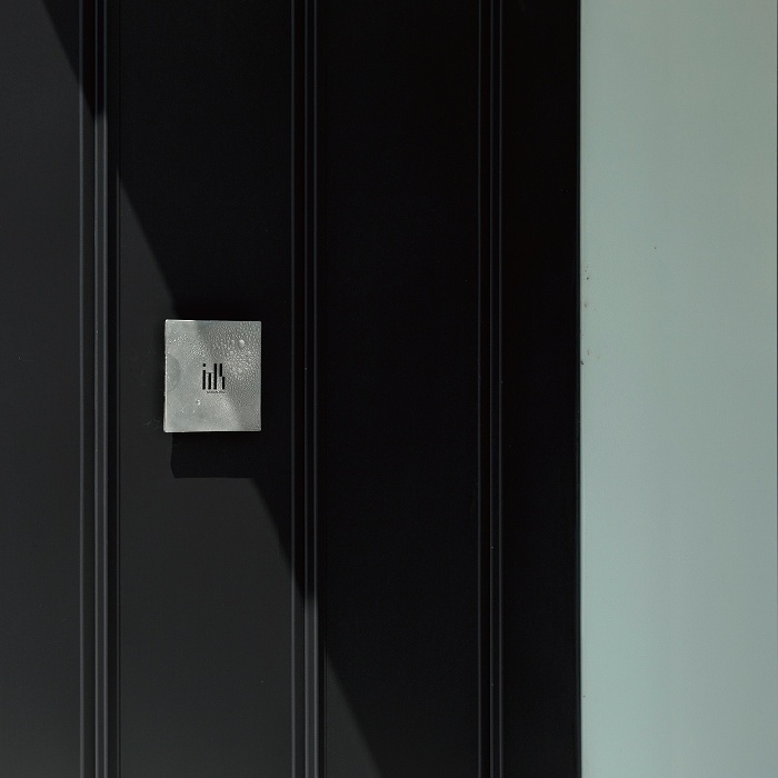 壁面看板（すず）