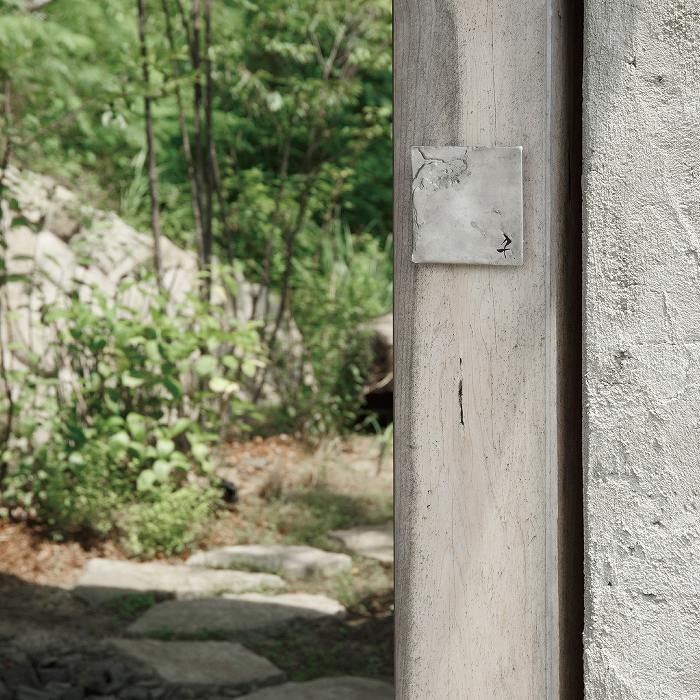 壁面看板（すず）