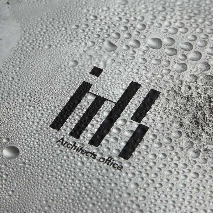 壁面看板（すず）