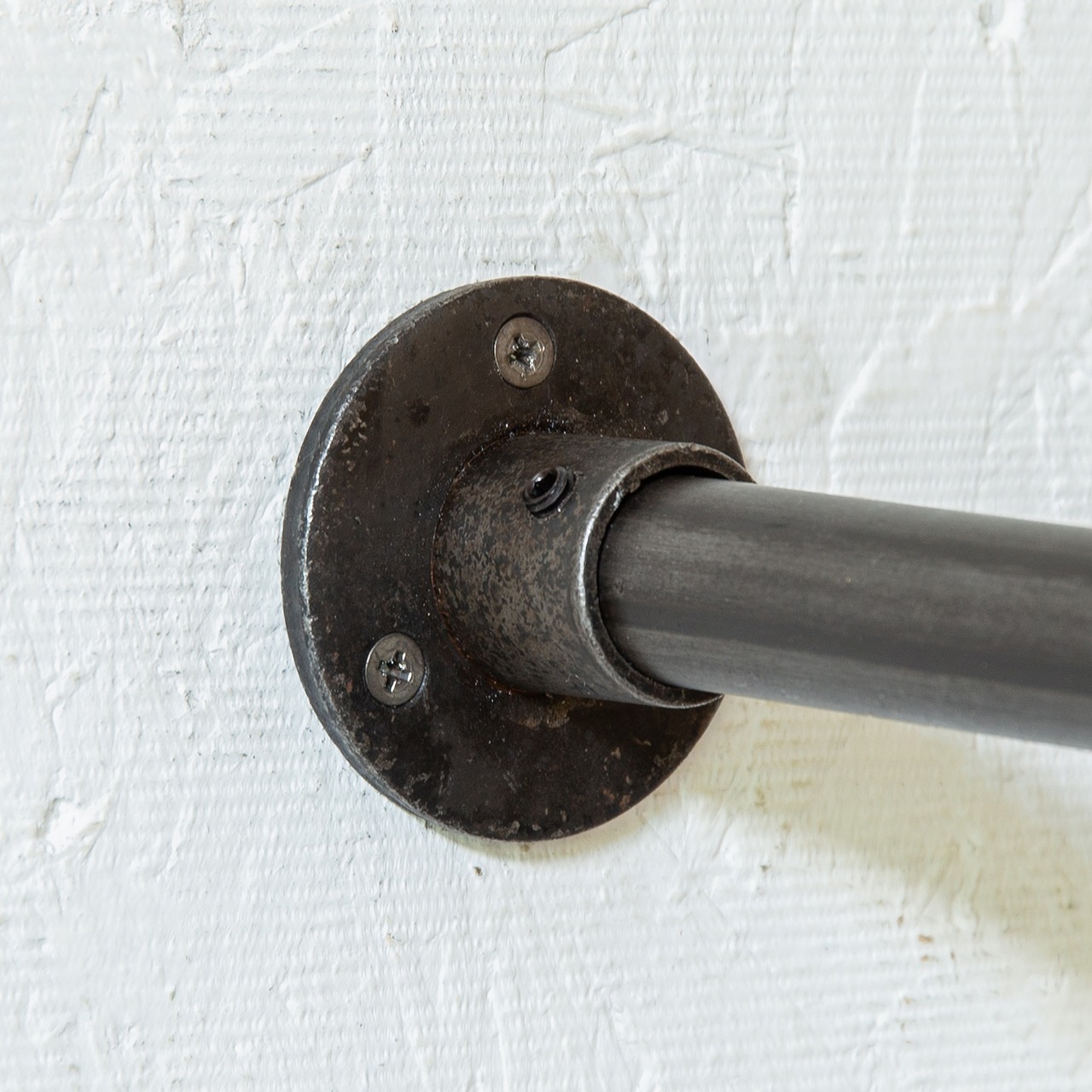 一の字型壁付けハンガーバー＜サイズオーダー＞