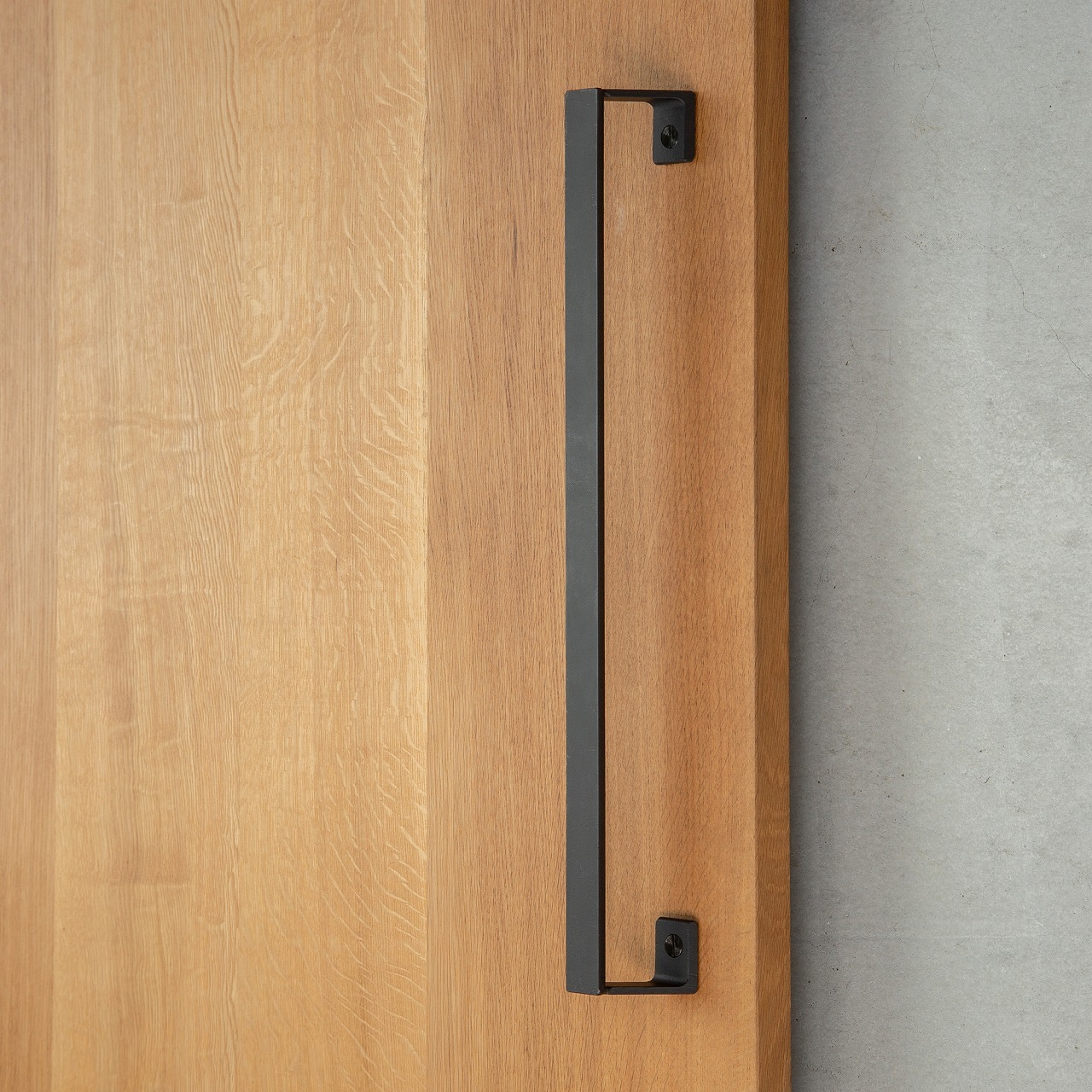 FB 片座斜め ドアハンドル