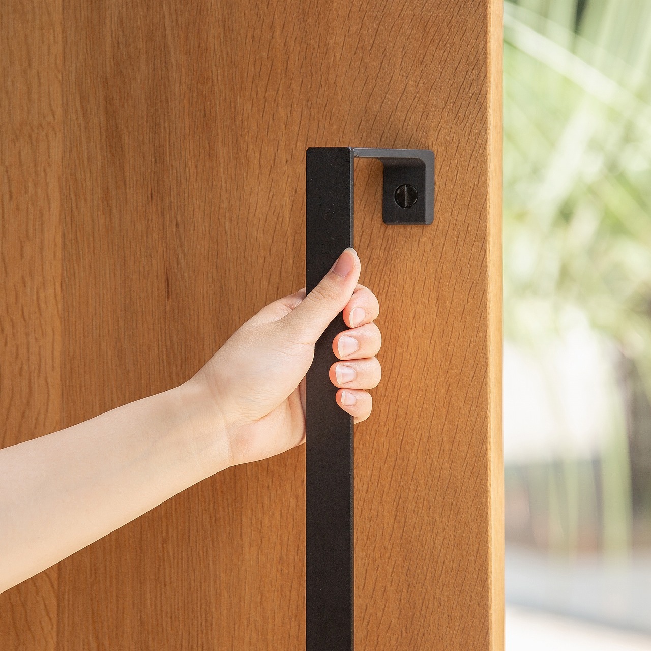 FB 片座斜め ドアハンドル