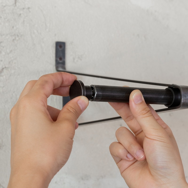 鉄製 壁付けコートハンガー