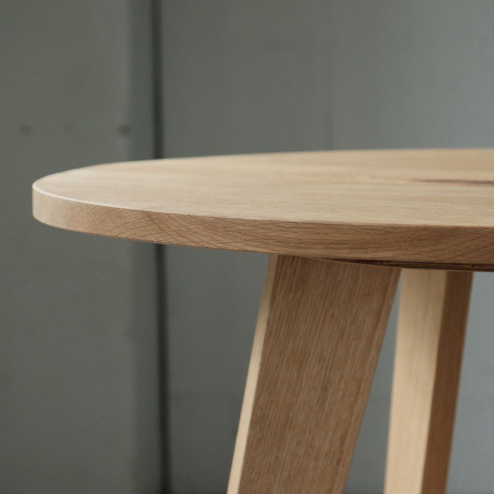 楢(ナラ)とブナ材のカフェテーブル　古道具 古家具 丸テーブル 店舗什器 楢(ナラ)とブナ材のカフェテーブル 古道具 古家具 丸テーブル 店舗什器