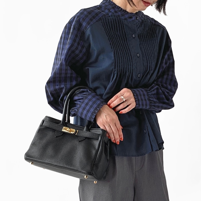 < AULENTTI > ミニレザー バッグ