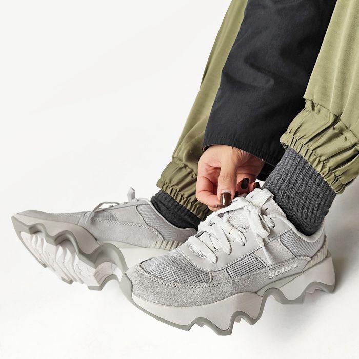 < SOREL > KINETIC IMPACT II WONDER LACE  / スニーカー