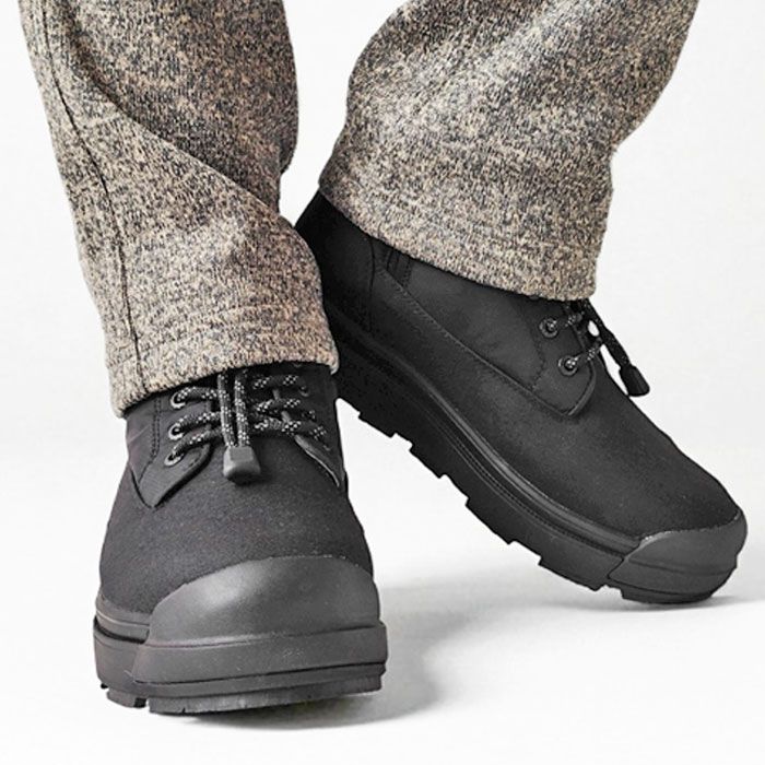 < Columbia > SAPLAND IV CHUKKA WP OH INFINITY