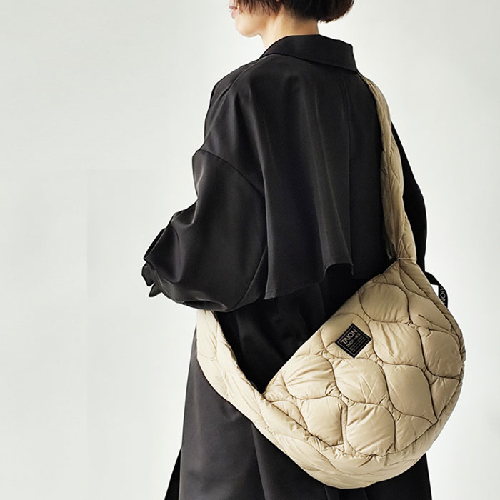 < TAION > ダウン バナナショルダー M