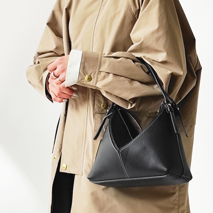 < AULENTTI > ハンドバッグ