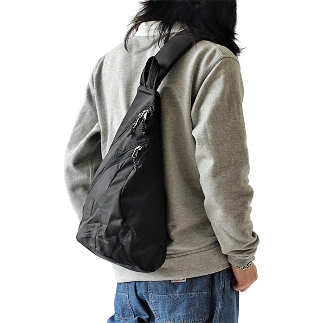 < Columbia > Panacea Sling Bag / ショルダーバッグ