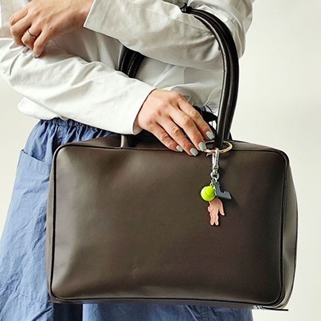 < LACOSTE > キーチャーム