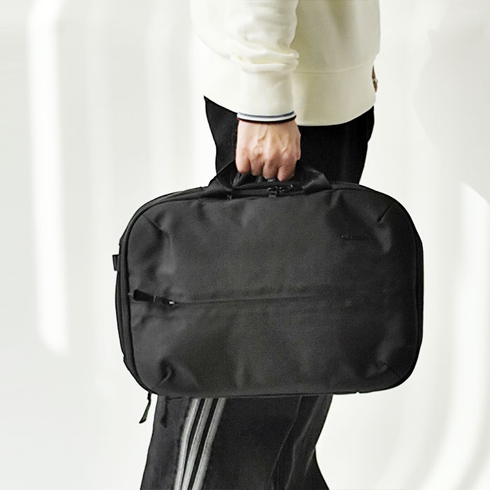 < Incase > 2WAYブリーフバッグ