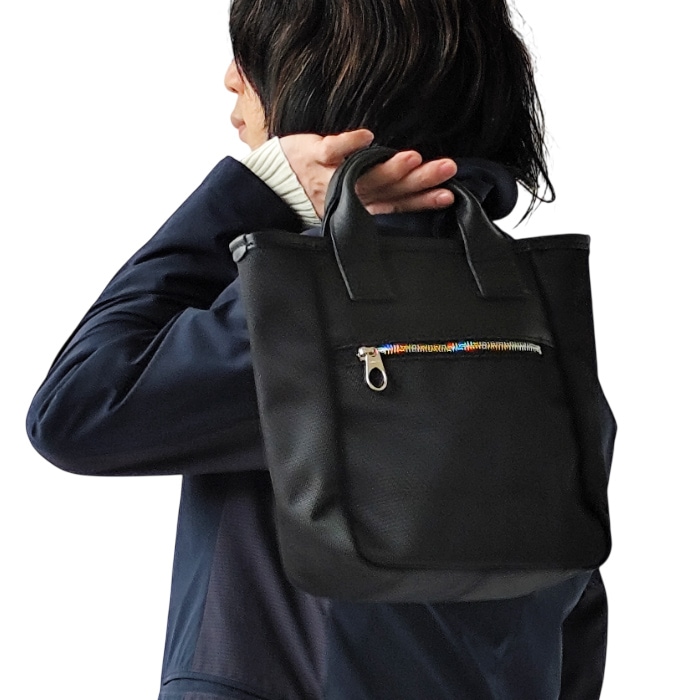 < aniary > レザーナイロントートバッグ