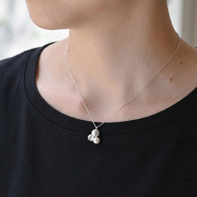 < HARIO Lampwork Factory > ネックレス 淡水パール