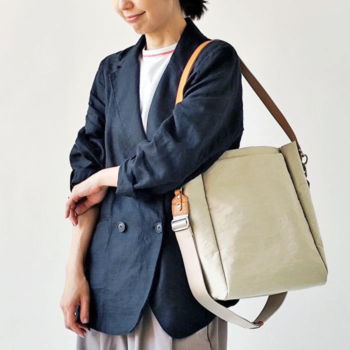< TUTUMU > 2wayバッグ