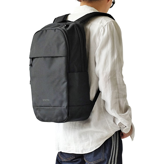 < Incase > シフト バックパック