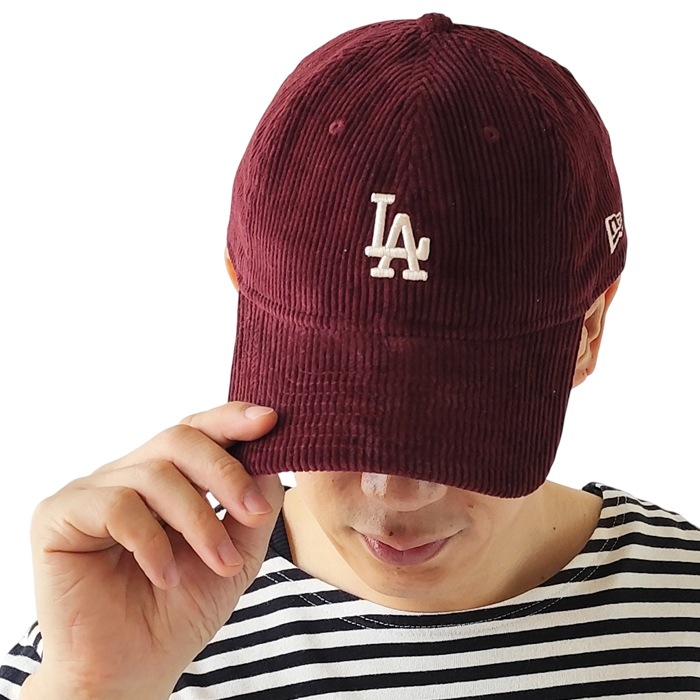 < NEW ERA > コーデュロイ キャップ