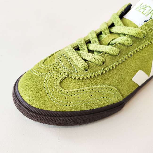 < VEJA> VOLLEY SUEDE  / スニーカー