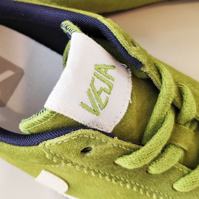 < VEJA> VOLLEY SUEDE  / スニーカー