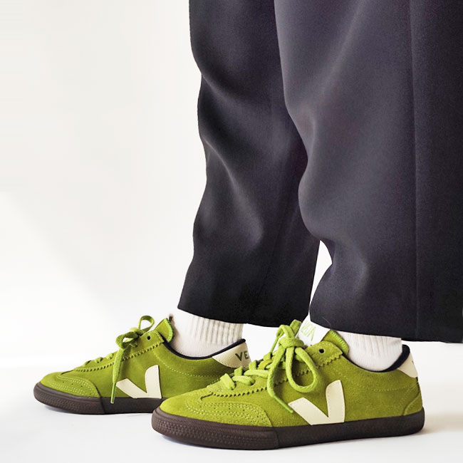 < VEJA> VOLLEY SUEDE  / スニーカー