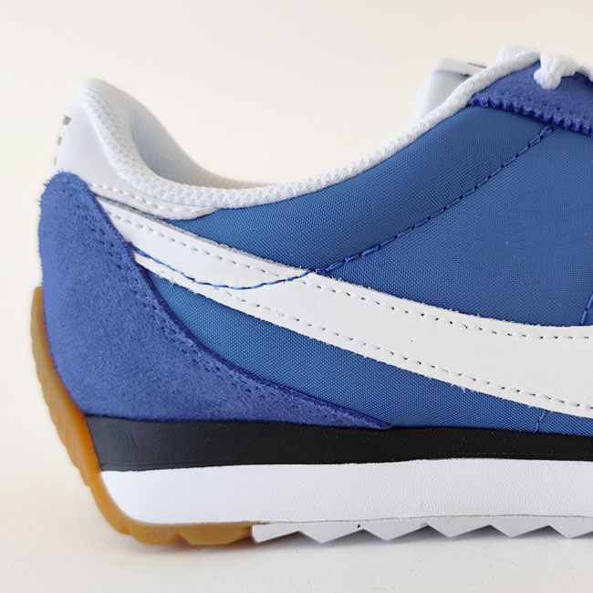 < NIKE > W PACIFIC / スニーカー