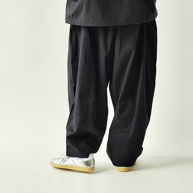 < adidas > SAMBA OG W / スニーカー
