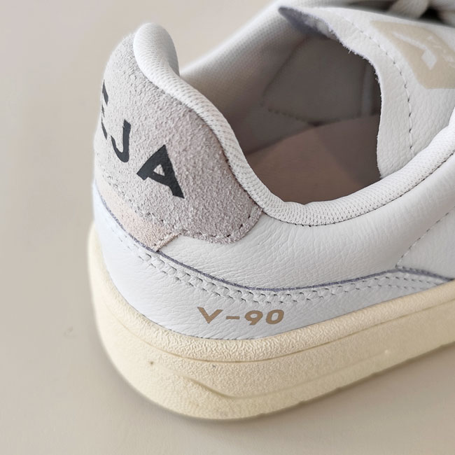 < VEJA > V-90 O.T. LEATHER