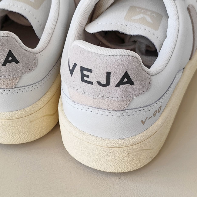 < VEJA > V-90 O.T. LEATHER