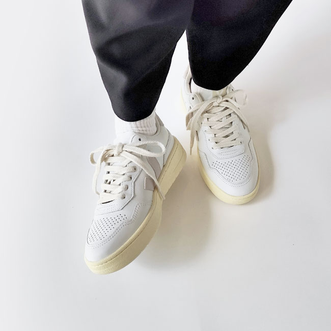 < VEJA > V-90 O.T. LEATHER