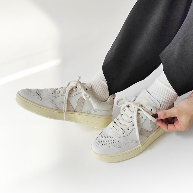 < VEJA > V-90 O.T. LEATHER