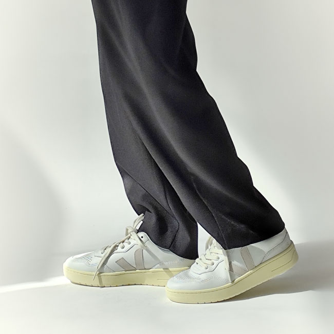< VEJA > V-90 O.T. LEATHER