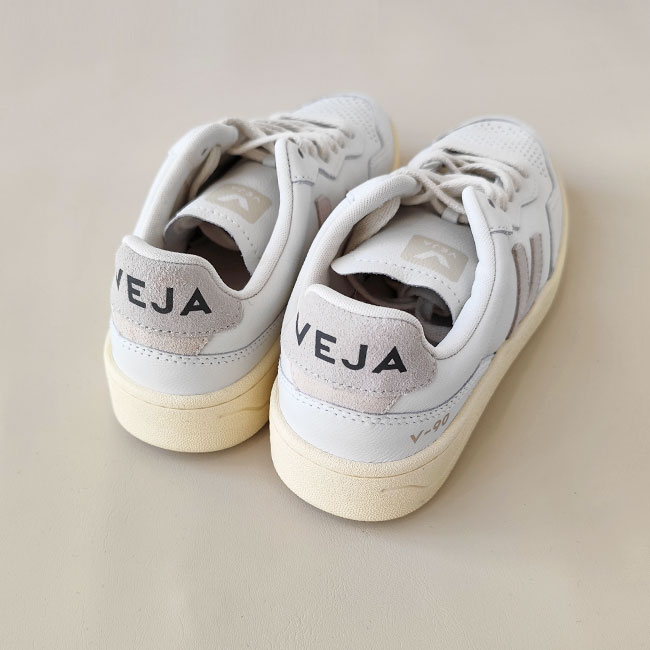 < VEJA > V-90 O.T. LEATHER