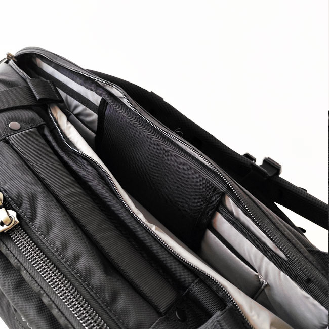 < Columbia > タイガー ブルック トラベル バックパック 32L