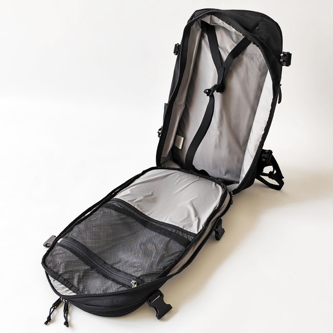 < Columbia > タイガー ブルック トラベル バックパック 32L