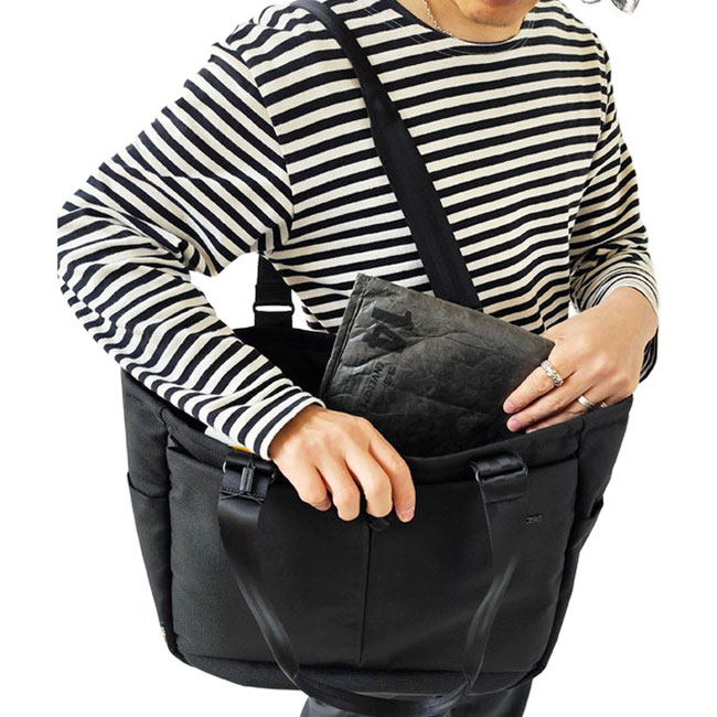 ※F※【ほぼ新品】Incase Tracks Tote 22L Incase（インケース）公式通販 トラックス トート(Tracks Tote) 大容量