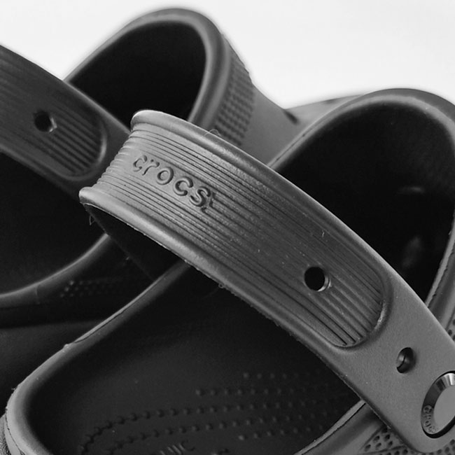 < crocs > CRUSH CLOG / サンダル