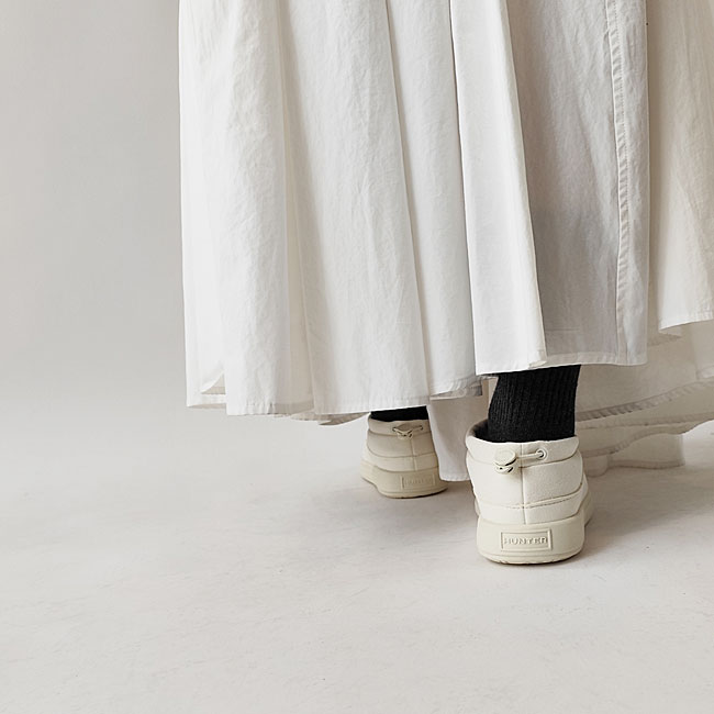 < HUNTER > IN/OUT FAUX SUEDE SLIPPER  / ショートブーツ