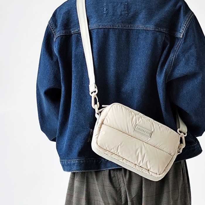 < HUNTER > INTREPID EXTRA PUFFED CROSSBODY