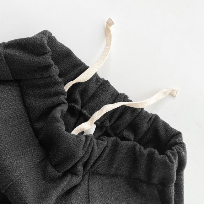 < kelen > DESIGN POCKET TAPERED TROUSER LEDO / パンツ