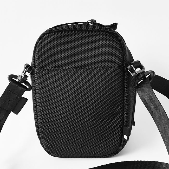 < Incase > ミニショルダーバッグ