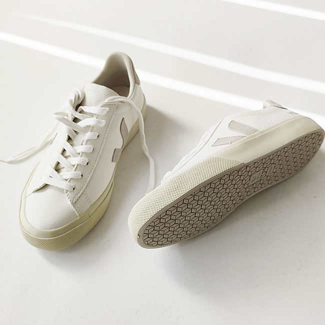 < VEJA > CAMPO  EXTRA-WHITE/NATURAL-SUEDE