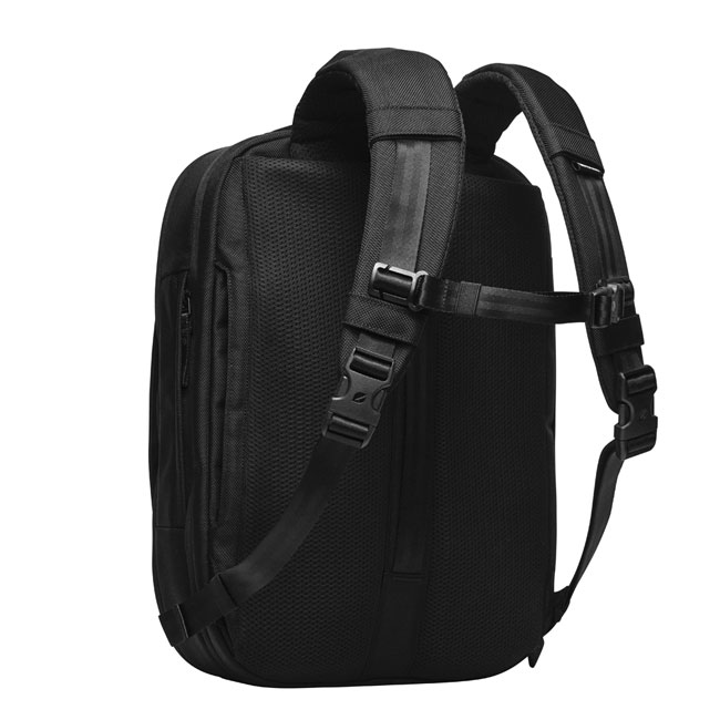 < Incase > 2WAYブリーフバッグ