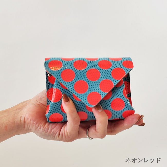 < carmine > コンパクトウォレットネオンドット