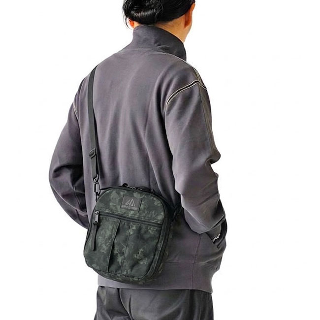 < GREGORY > ショルダーバッグ