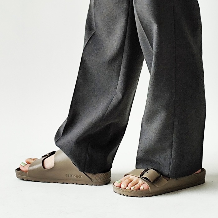 < BIRKENSTOCK > サンダル アリゾナ /ビッグバックル