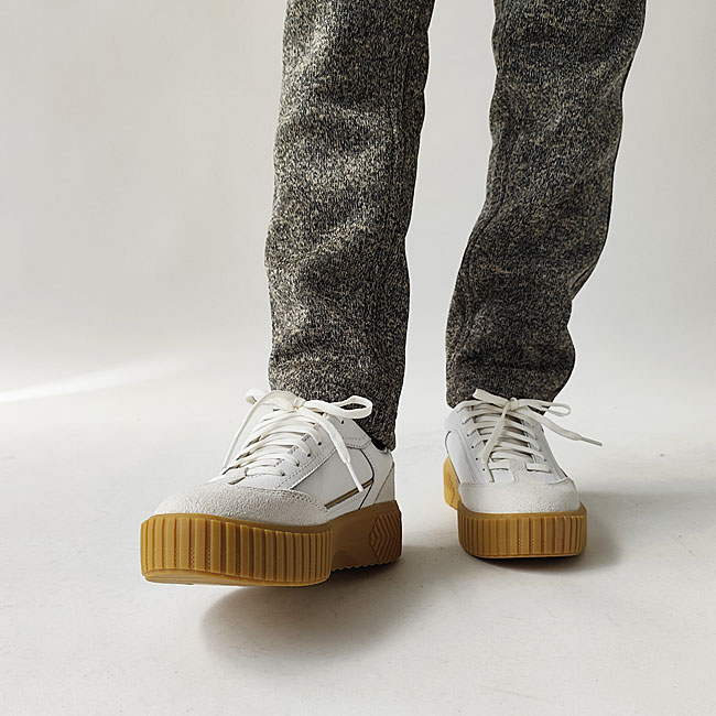 < SOREL > ONA AVE T-TOE  / スニーカー