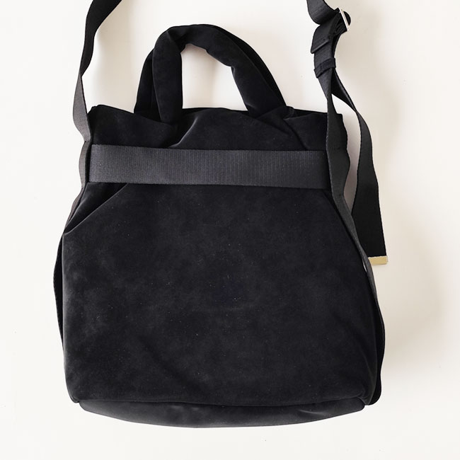 < OUTDOORPRODUCTS > ヌバック風パデットベルトトート