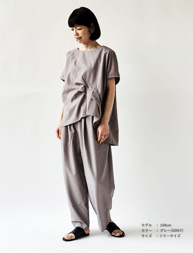 < Kelen >フレンチスリーブタックデザイントップス