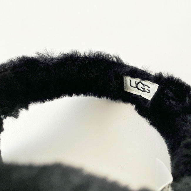 < UGG > Sheepskin Embroidery Earmuff / イヤーマフ