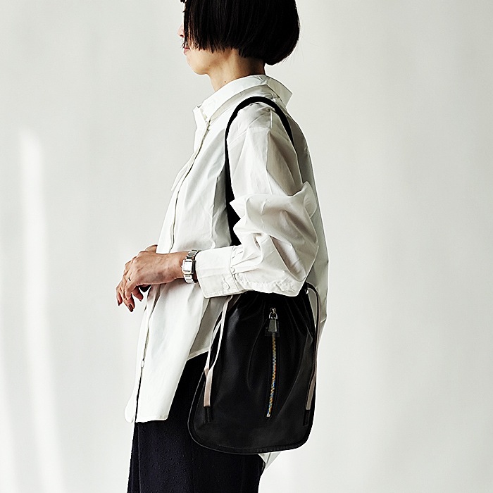 < aniary > Tote/ リアリティレザー巾着トート バッグ